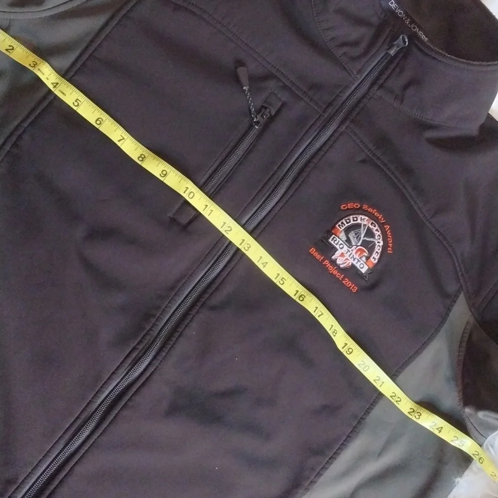 Devon & Jones waterproof soft shell jacket black XL mens